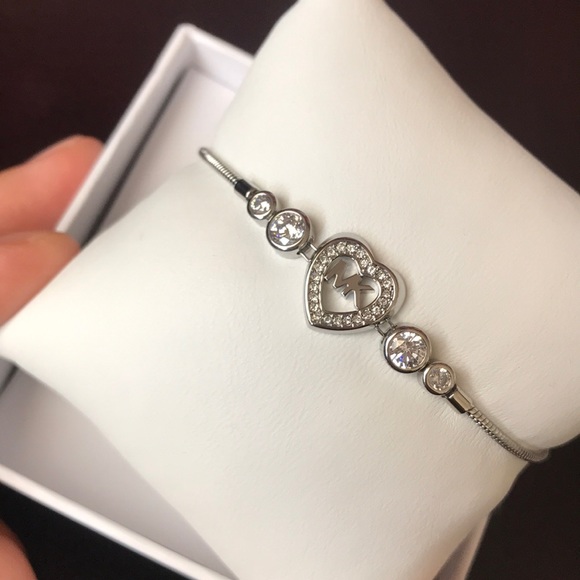 MICHAEL KORS MK HEART & CRYSTAL SLIDER BRACELET sliver tone - Picture 6 of 8